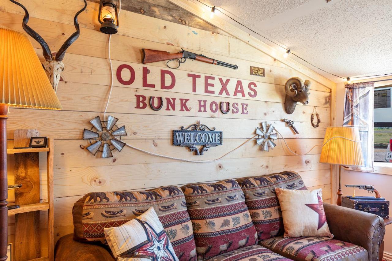 Wills Point Old Texas Bunkhouseホステル エクステリア 写真