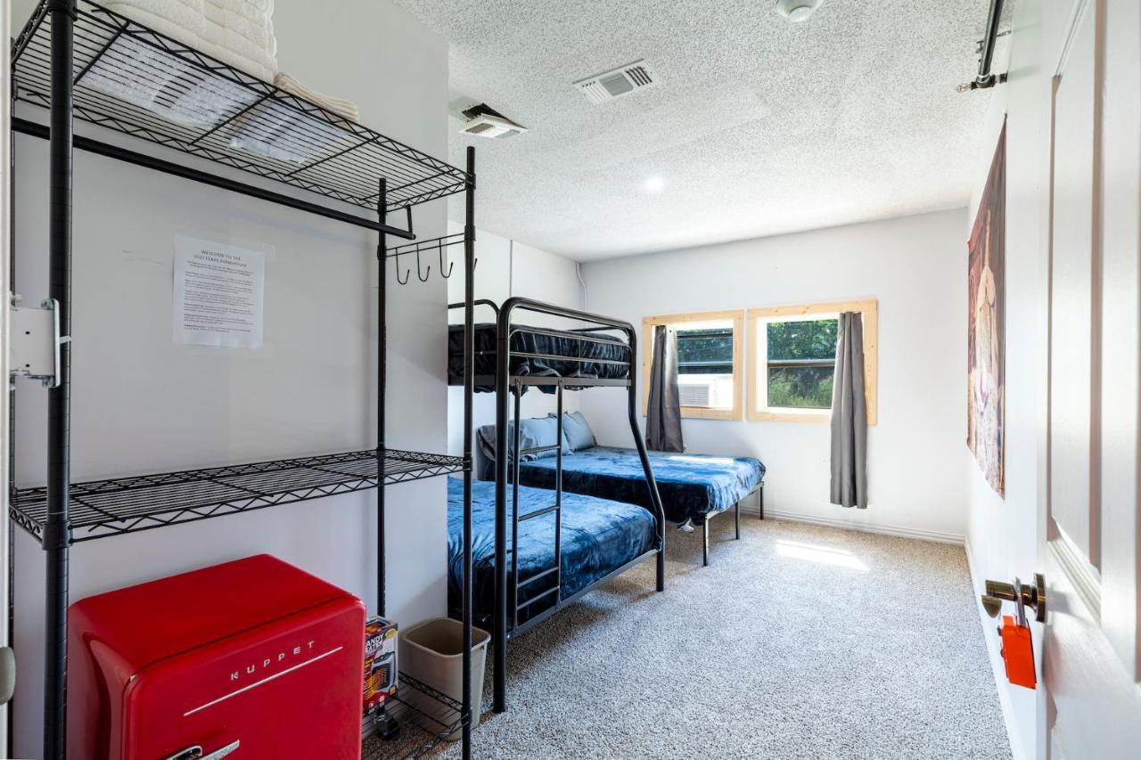 Wills Point Old Texas Bunkhouseホステル エクステリア 写真